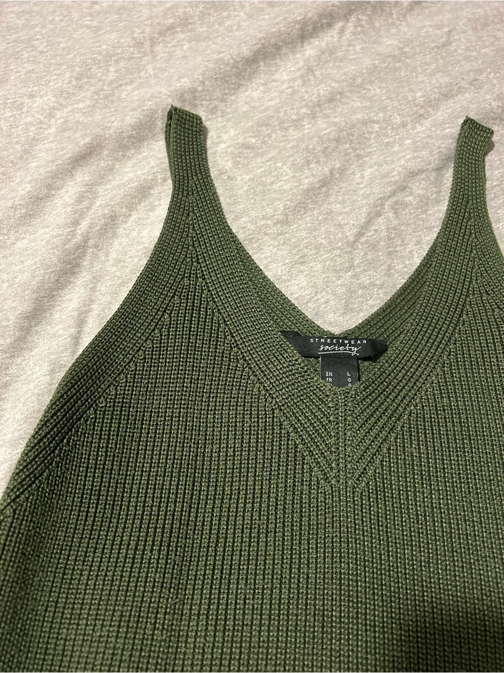 Express Olive Ribbed V-Neck Tank - Picture 2 of 6